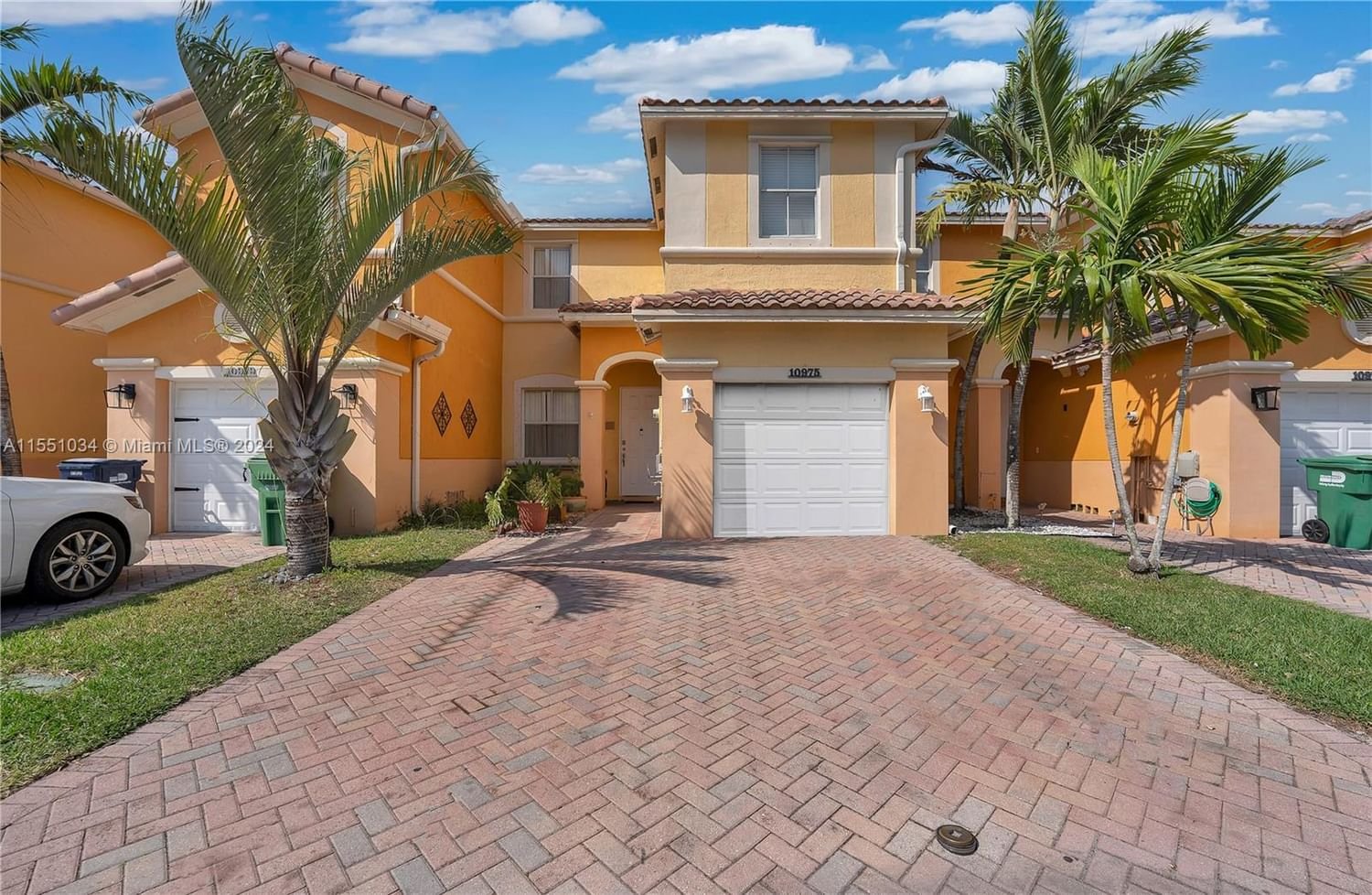 Real estate property located at 10975 246th St #10975, Miami-Dade County, VILLAS DEL CAMPO SUB, Homestead, FL
