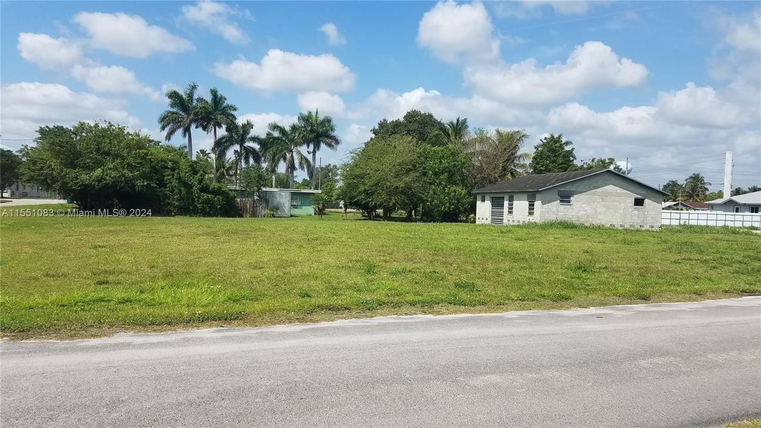 Real estate property located at 238 2nd St, Miami-Dade County, TOWN OF FLORIDA CITY, Florida City, FL