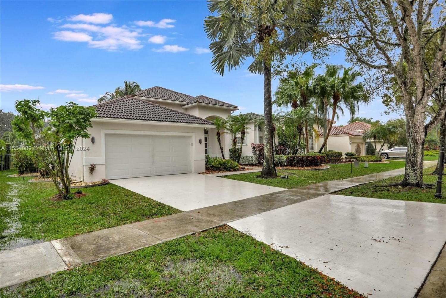 Real estate property located at 865 Bayside Ln, Broward County, ORCHID ISLAND, Weston, FL