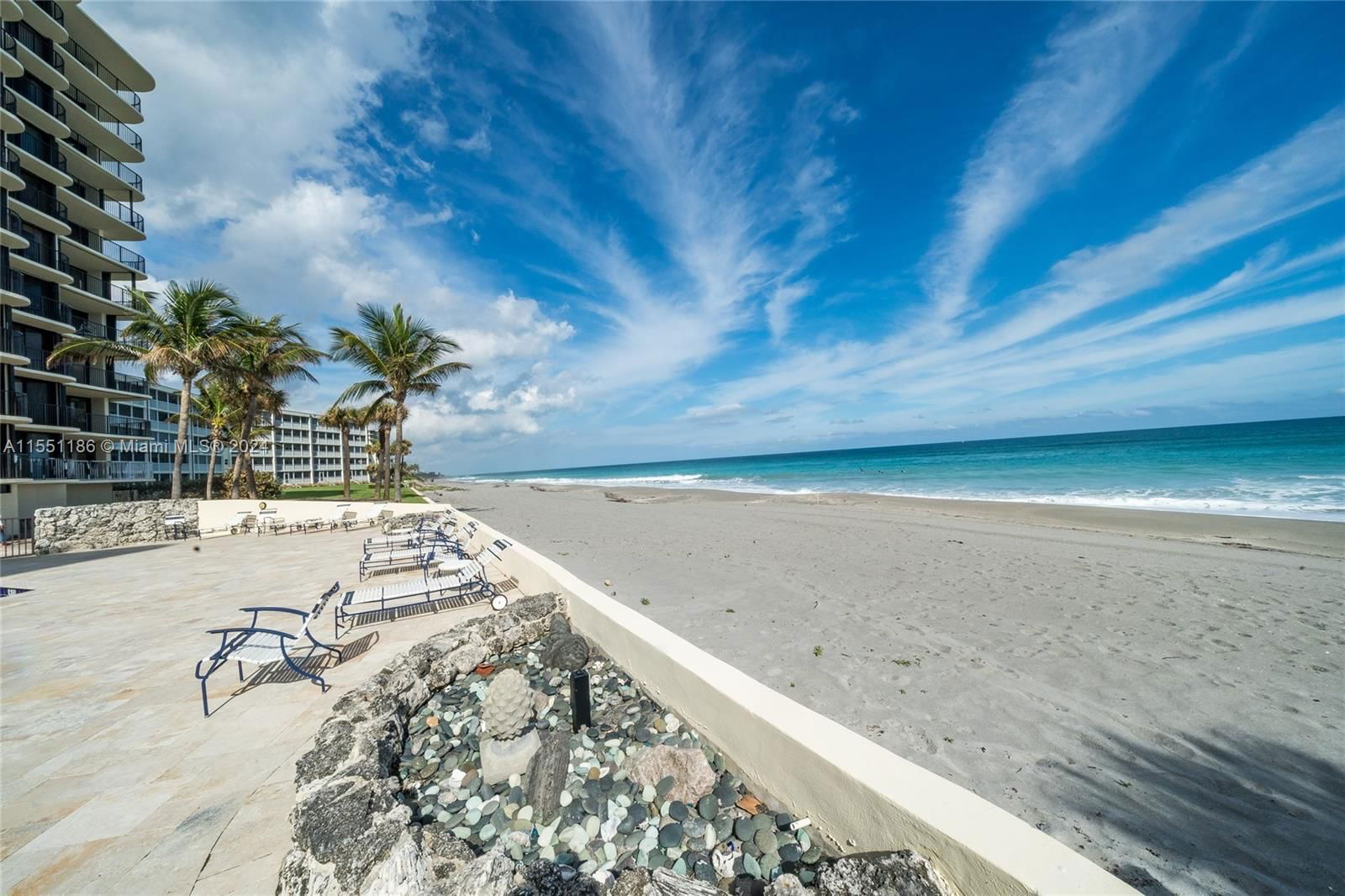 Real estate property located at 200 Beach Rd #801, Palm Beach, Ocean Towers Condo Apts, Tequesta, FL