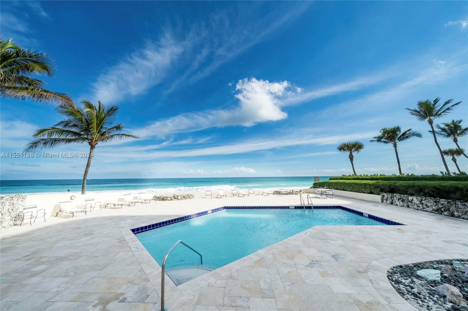 Real estate property located at 200 Beach Rd #801, Palm Beach, Ocean Towers Condo Apts, Tequesta, FL