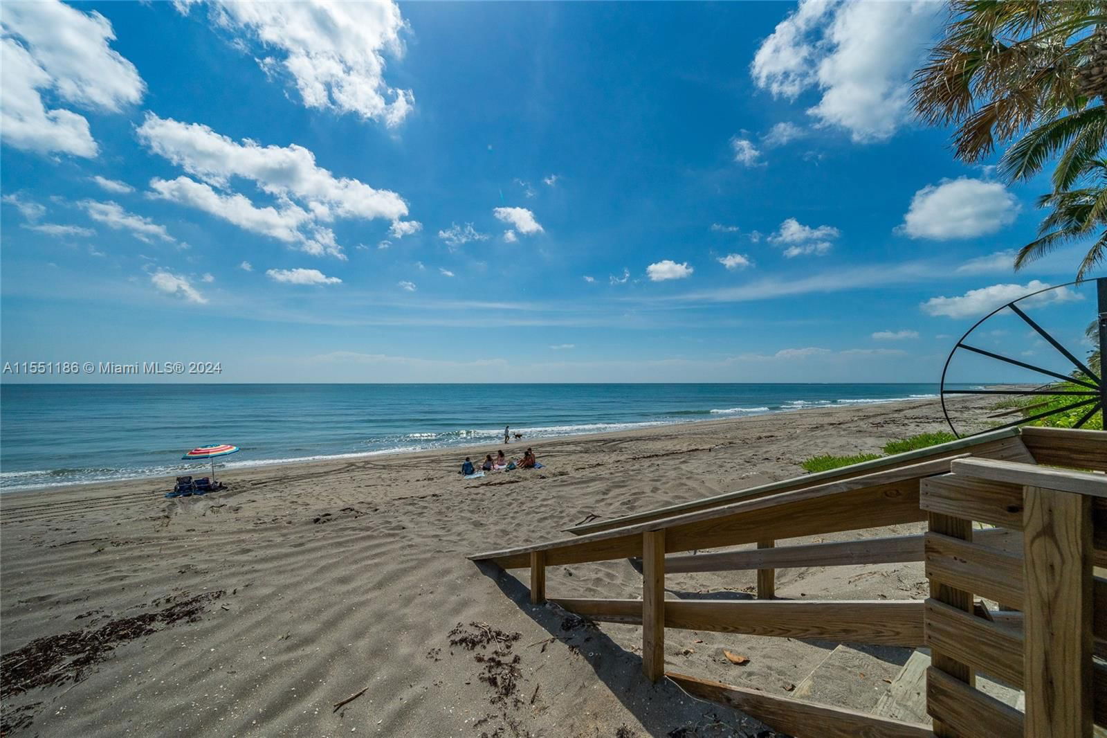 Real estate property located at 200 Beach Rd #801, Palm Beach, Ocean Towers Condo Apts, Tequesta, FL
