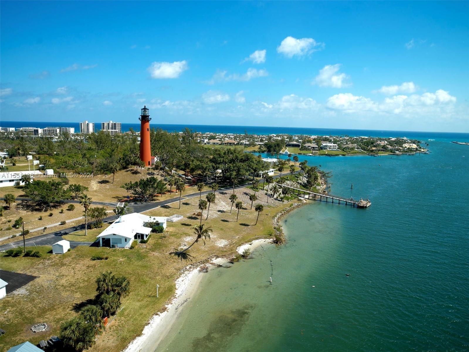 Real estate property located at 200 Beach Rd #801, Palm Beach, Ocean Towers Condo Apts, Tequesta, FL