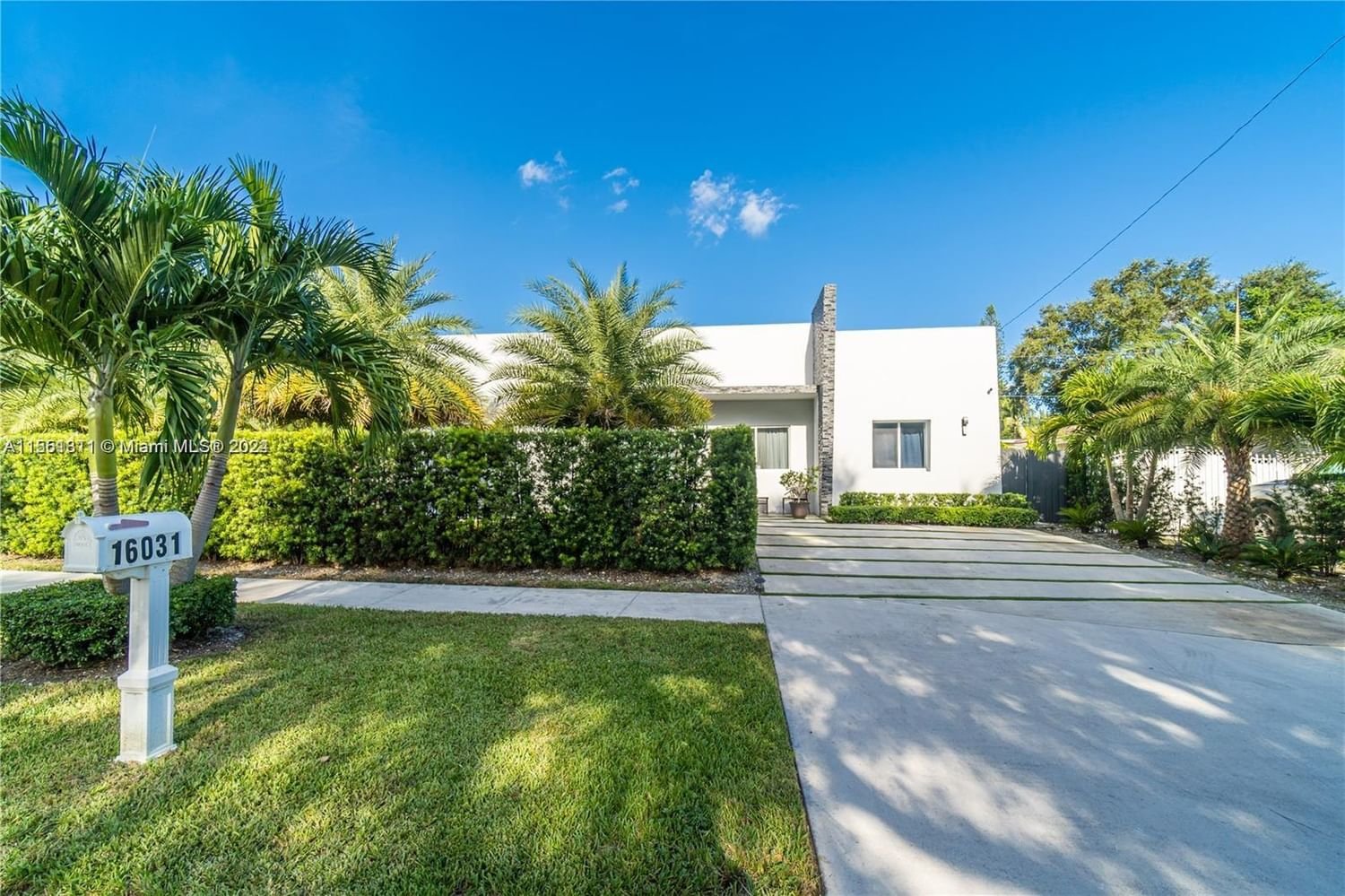 Real estate property located at 16031 38th Ct, Miami-Dade County, VENETIAN GARDEN REV, Miami Gardens, FL