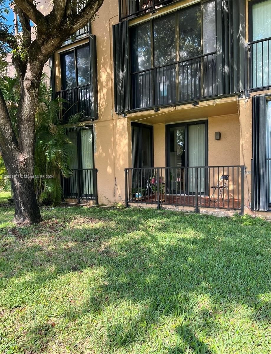 Real estate property located at 6745 132nd Ave #107, Miami-Dade County, LYNBROOK COURTS CONDO, Miami, FL