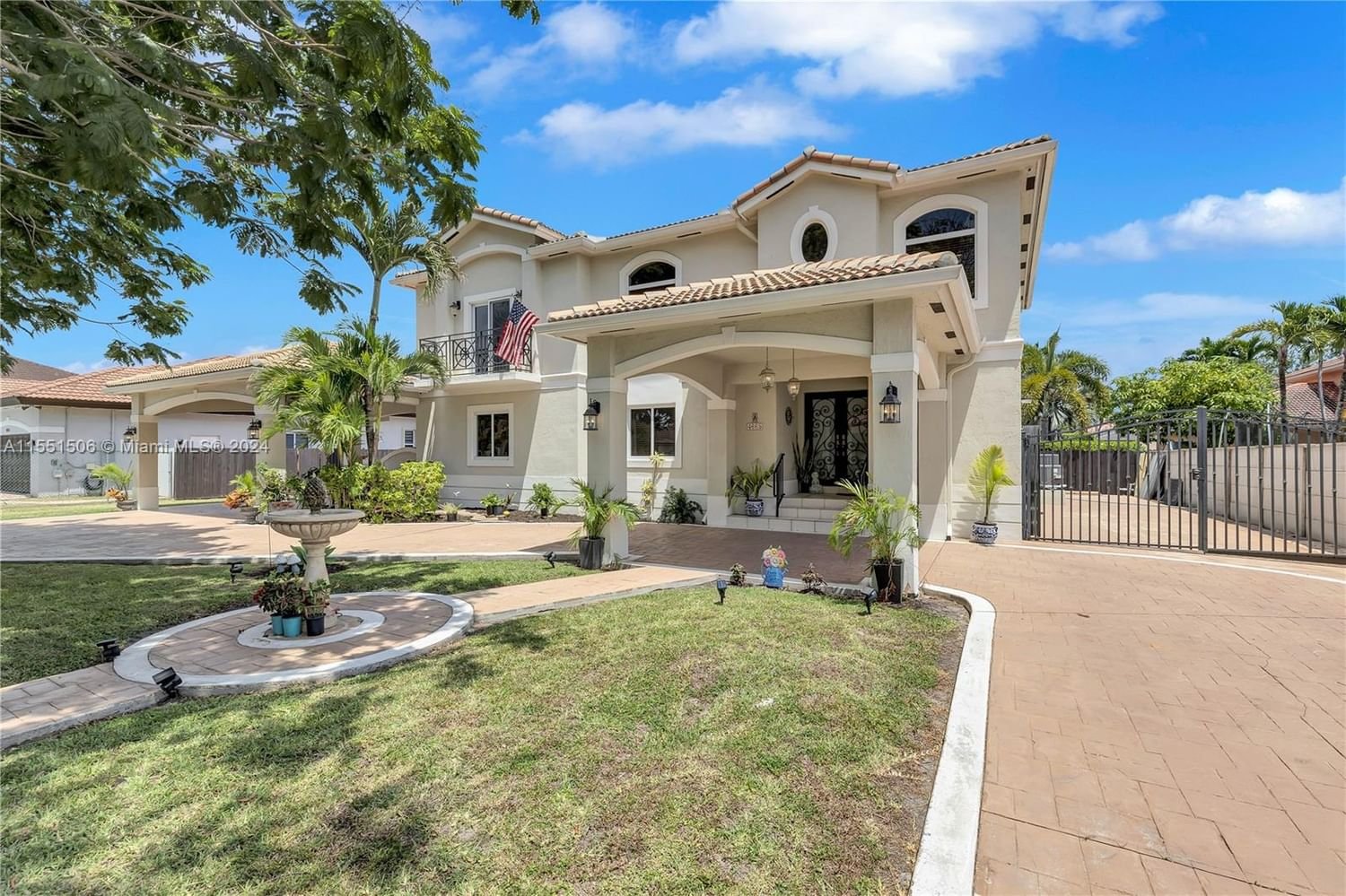 Real estate property located at 4665 159th Ct, Miami-Dade County, BARIMA ESTATES, Miami, FL