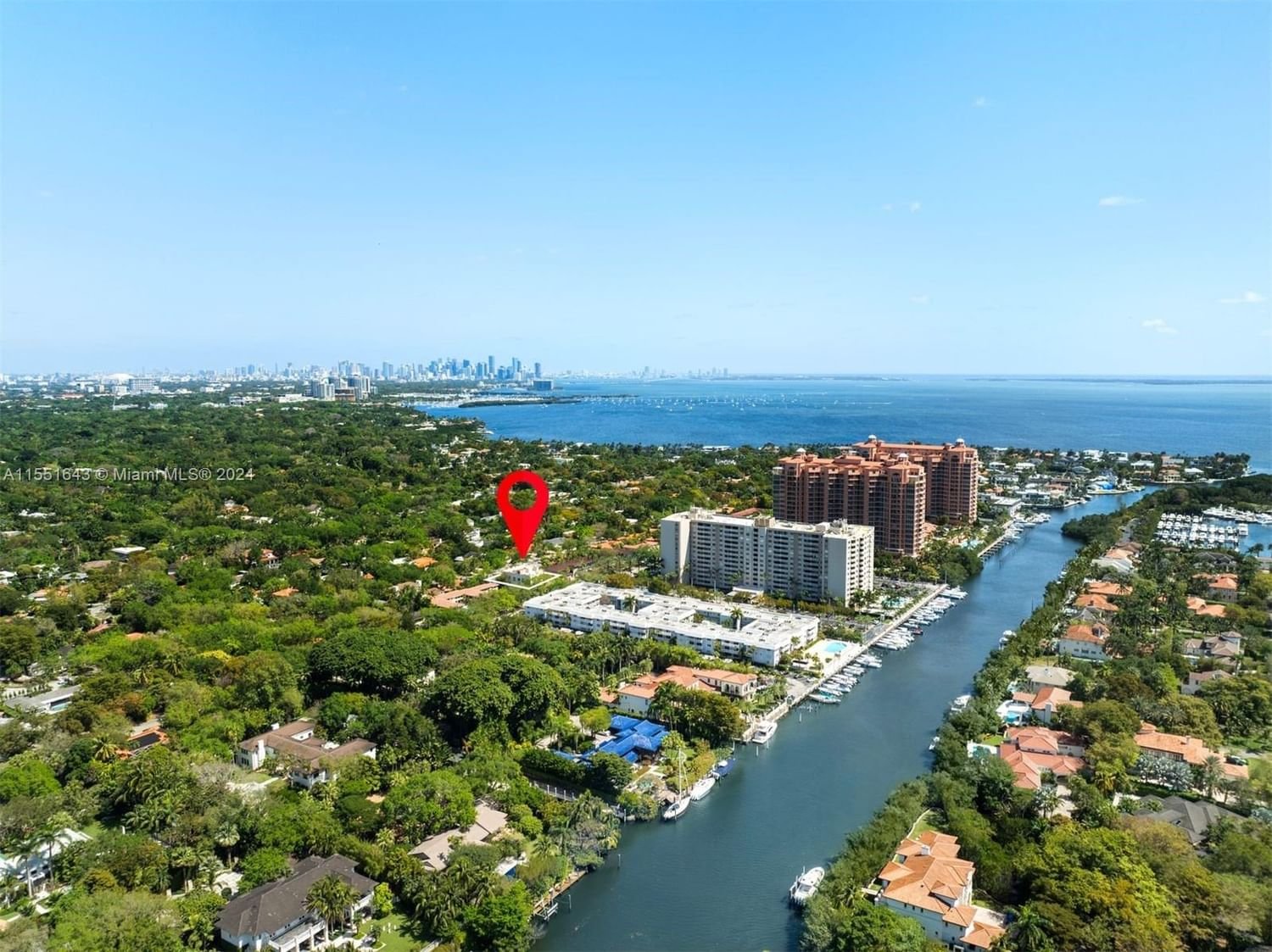 Real estate property located at 111 Edgewater Dr #2A, Miami-Dade County, DAKOTA CONDO, Coral Gables, FL