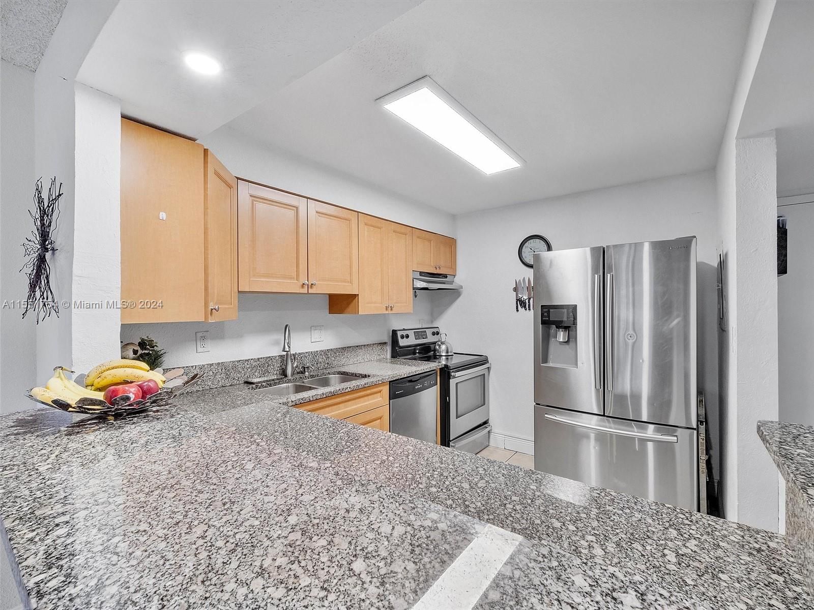 Real estate property located at 5201 Geneva Way #110, Miami-dade, Doral Gardens Ii Condo, Doral, FL