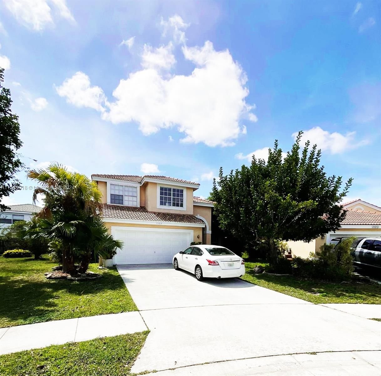 Real estate property located at 7082 Geneva Lakes Ct, Palm Beach County, LAKE CHARLESTON TR I 1, Lake Worth, FL