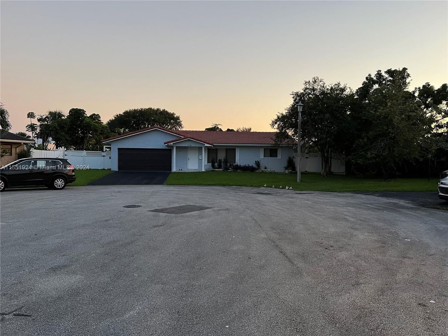 Real estate property located at 7520 44th Ct, Broward County, DELLS, Coral Springs, FL