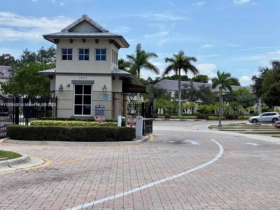 Real estate property located at 2008 Freeport Ln #2008, Palm Beach County, MARSH HARBOUR 41 CONDO, Riviera Beach, FL