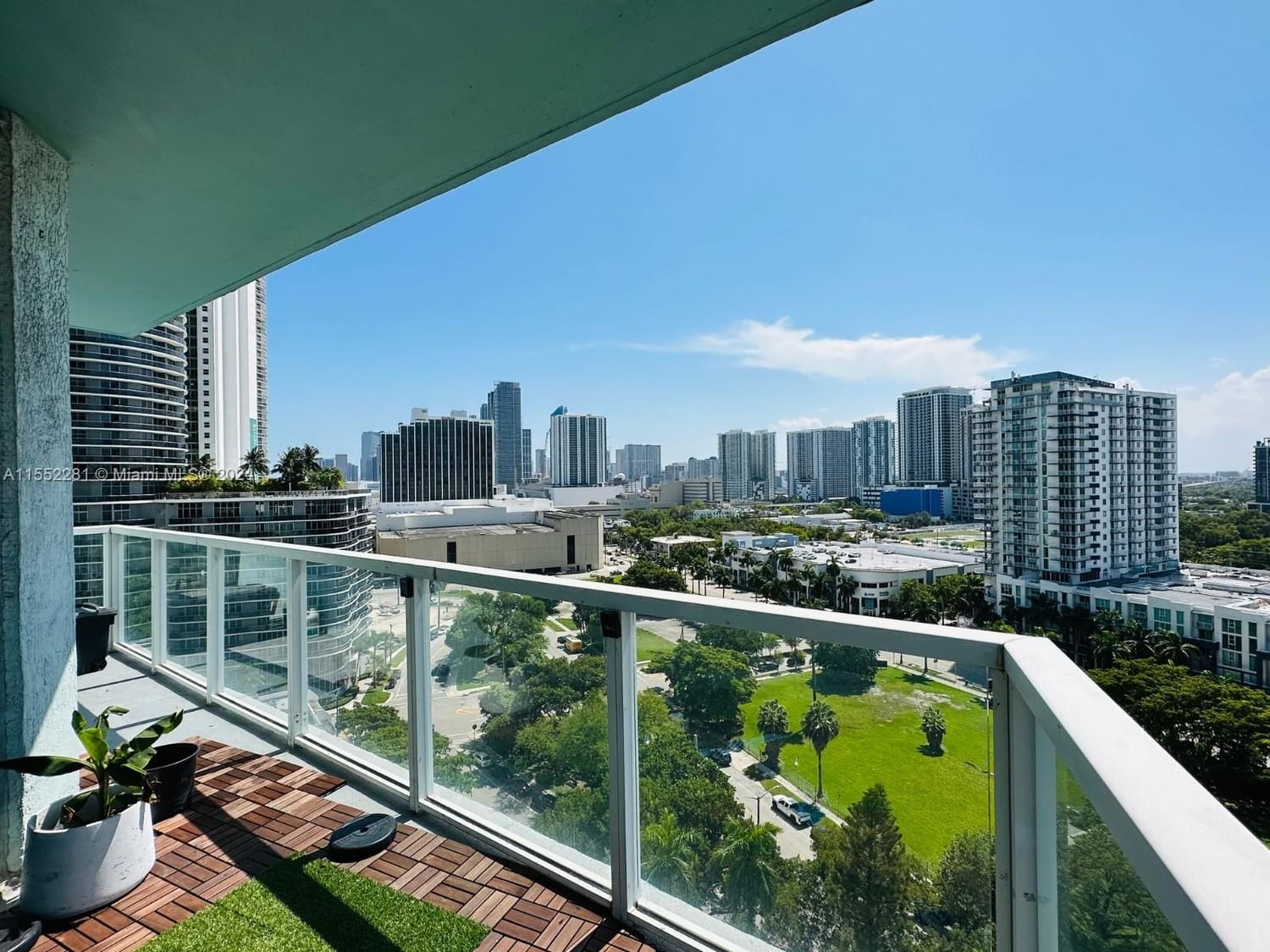 Real estate property located at 1900 Bayshore Dr #1418, Miami-Dade, QUANTUM ON THE BAY CONDO, Miami, FL