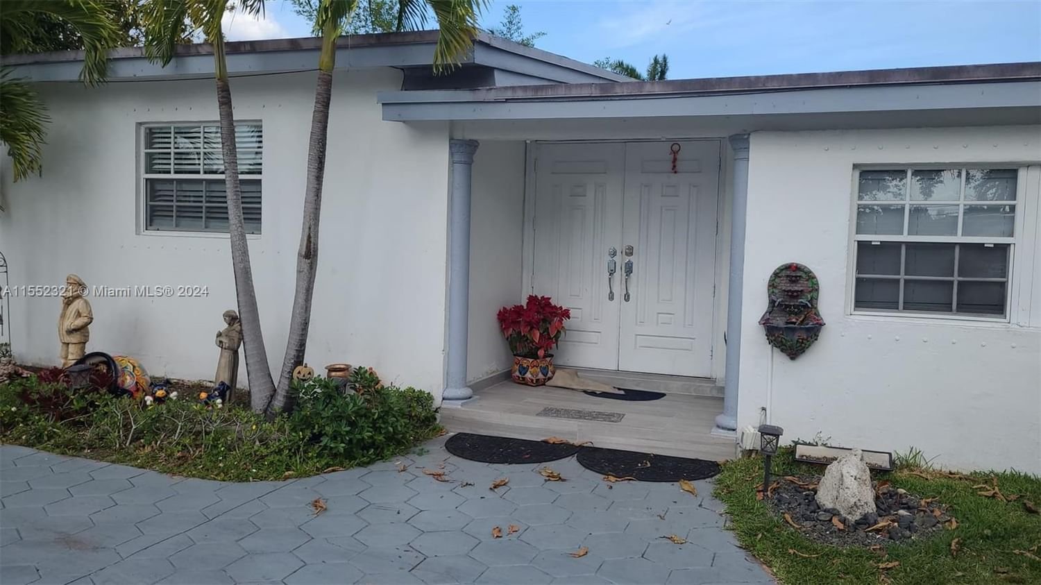 Real estate property located at 4641 112th Ave, Miami-Dade County, WESTWOOD LAKE 3RD ADDN, Miami, FL