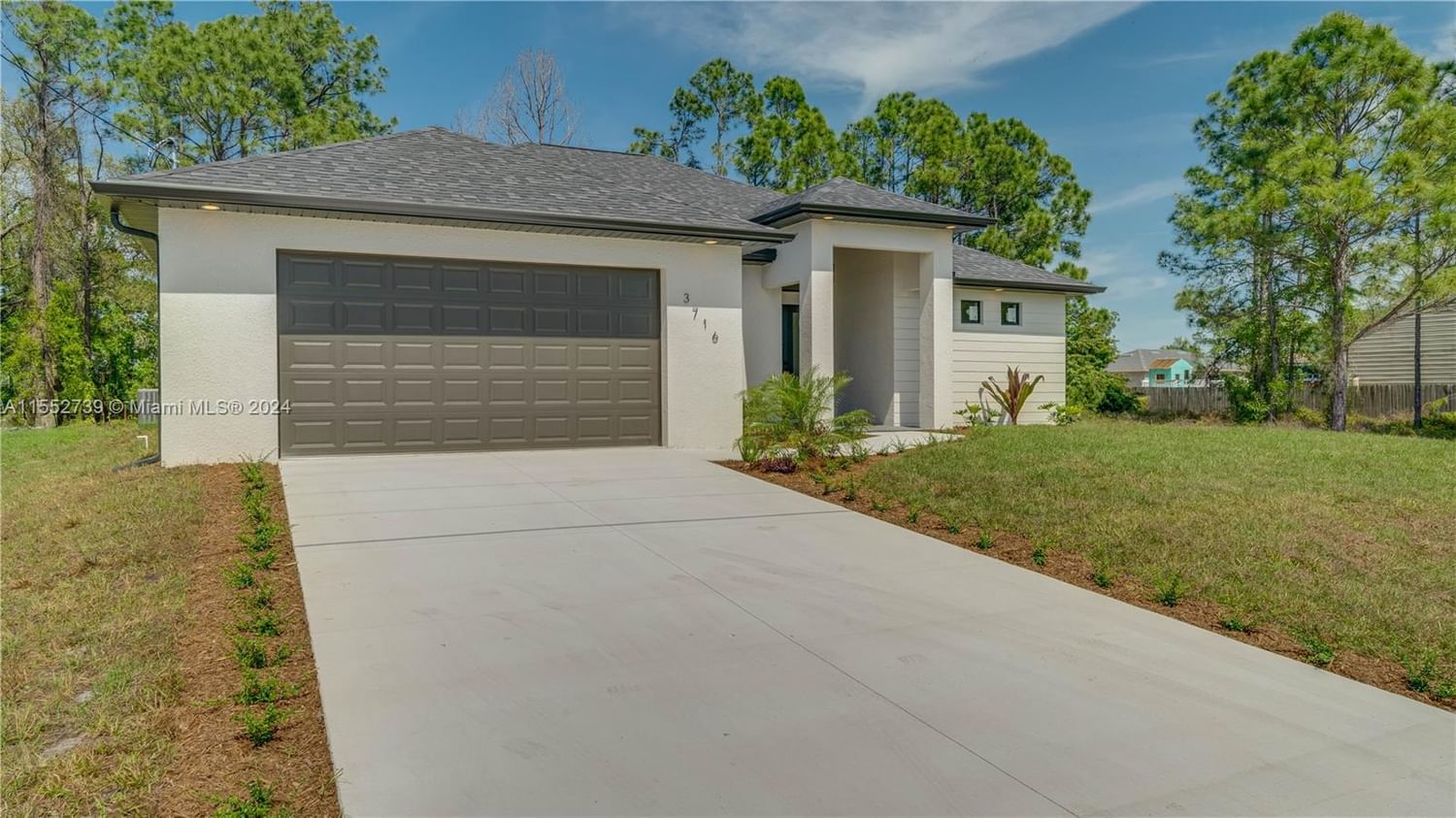 Real estate property located at 3716 39 Street SW, Lee County, Lehigh Acres, Lehigh Acres, FL