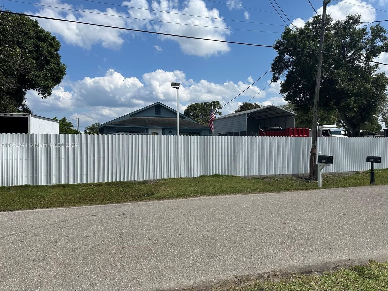 Real estate property located at 1014 GEIGER RD, Hendry County, NALLS COURT S/D UNREC, Clewiston, FL