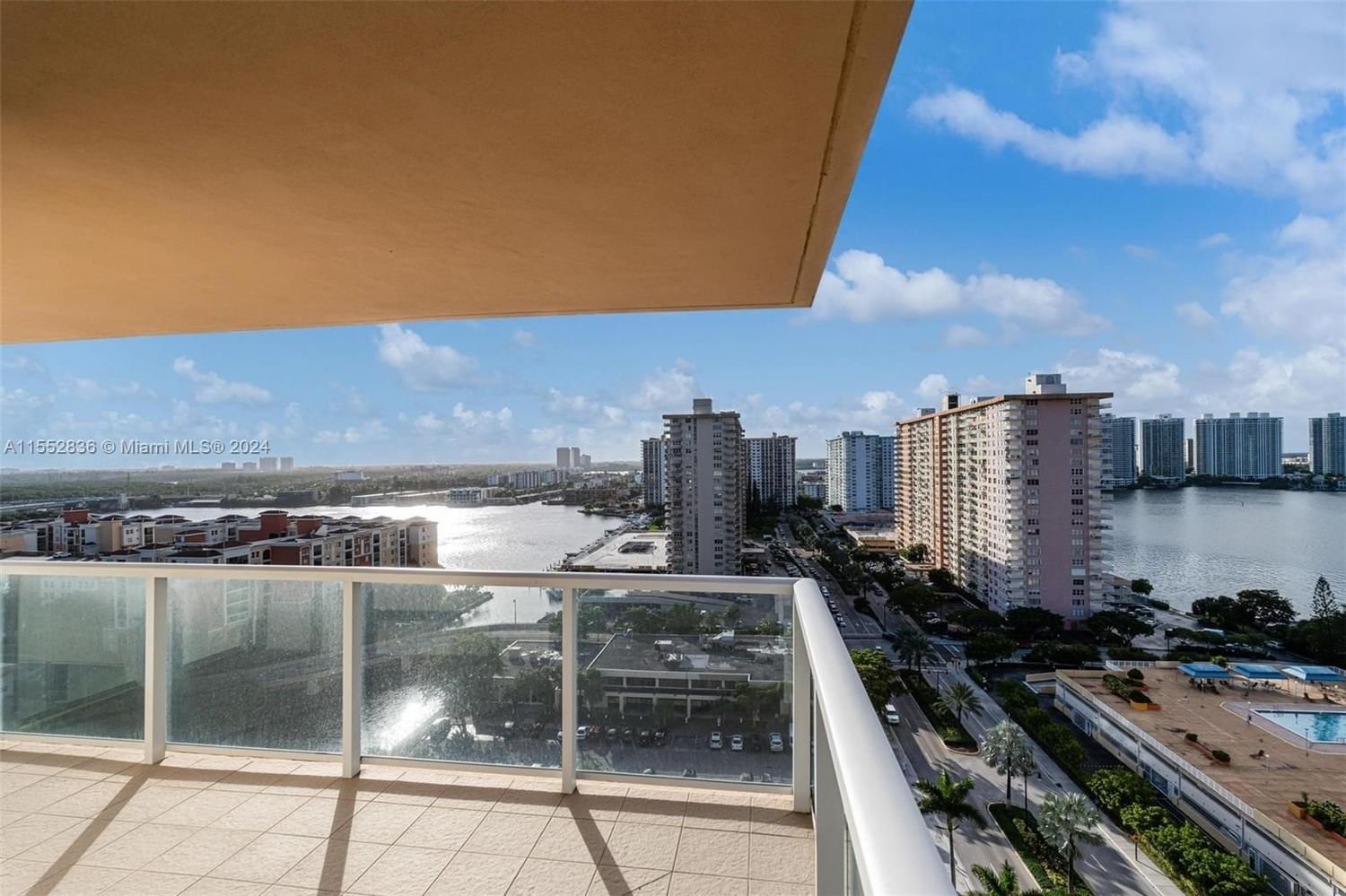 Real estate property located at 230 174th St #1912, Miami-Dade County, WINSTON TOWER 300 CONDO, Sunny Isles Beach, FL