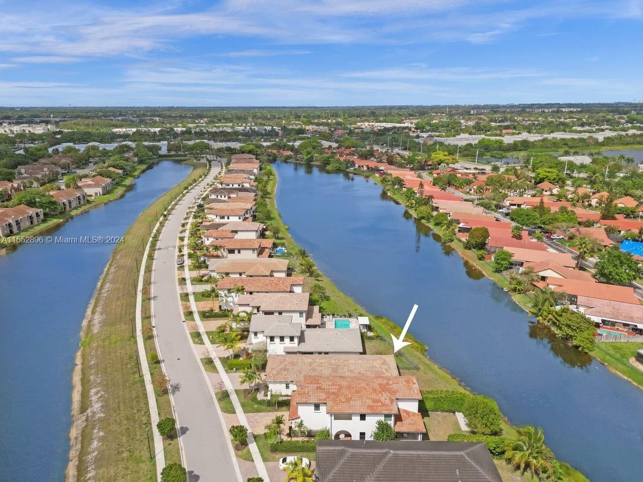 Real estate property located at 755 113th Ln, Broward County, PEMBROKE LAKES SOUTH, Pembroke Pines, FL