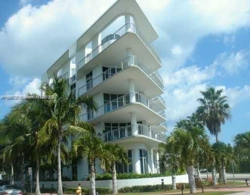Real estate property located at 2001 Meridian Ave #421, Miami-Dade County, THE MERIDIAN CONDO, Miami Beach, FL