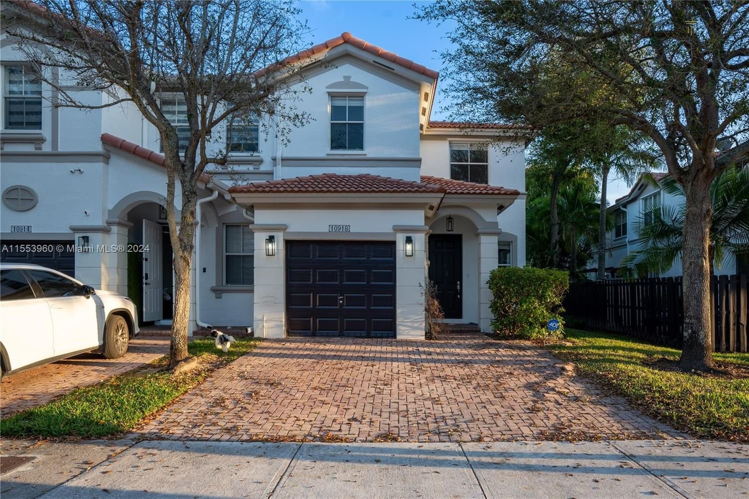Real estate property located at 10918 79th St, Miami-Dade County, ISLANDS AT DORAL 1ST ADDN, Doral, FL