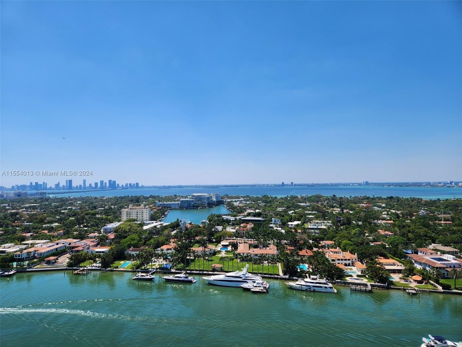 Real estate property located at 4779 Collins Ave #2506, Miami-Dade County, BLUE DIAMOND CONDO, Miami Beach, FL