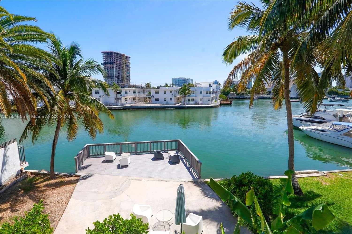 Real estate property located at 6911 Bay Dr #2, Miami-Dade County, BAY COURT CONDO, Miami Beach, FL