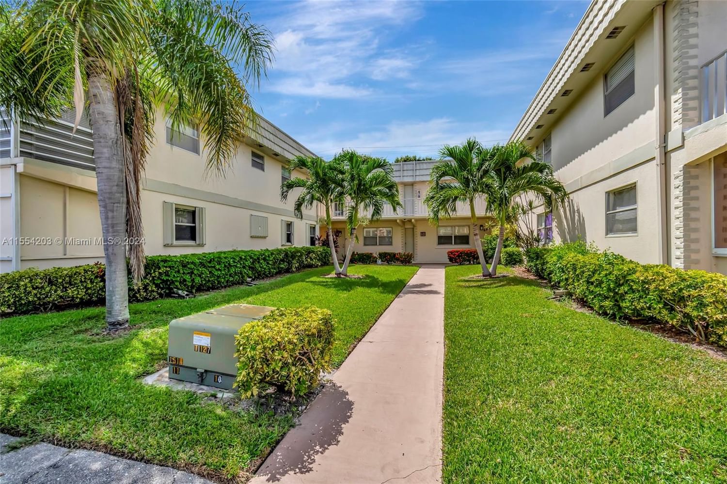 Real estate property located at 689 Saxony O O, Palm Beach County, KINGS POINT SAXONY CONDOS, Delray Beach, FL