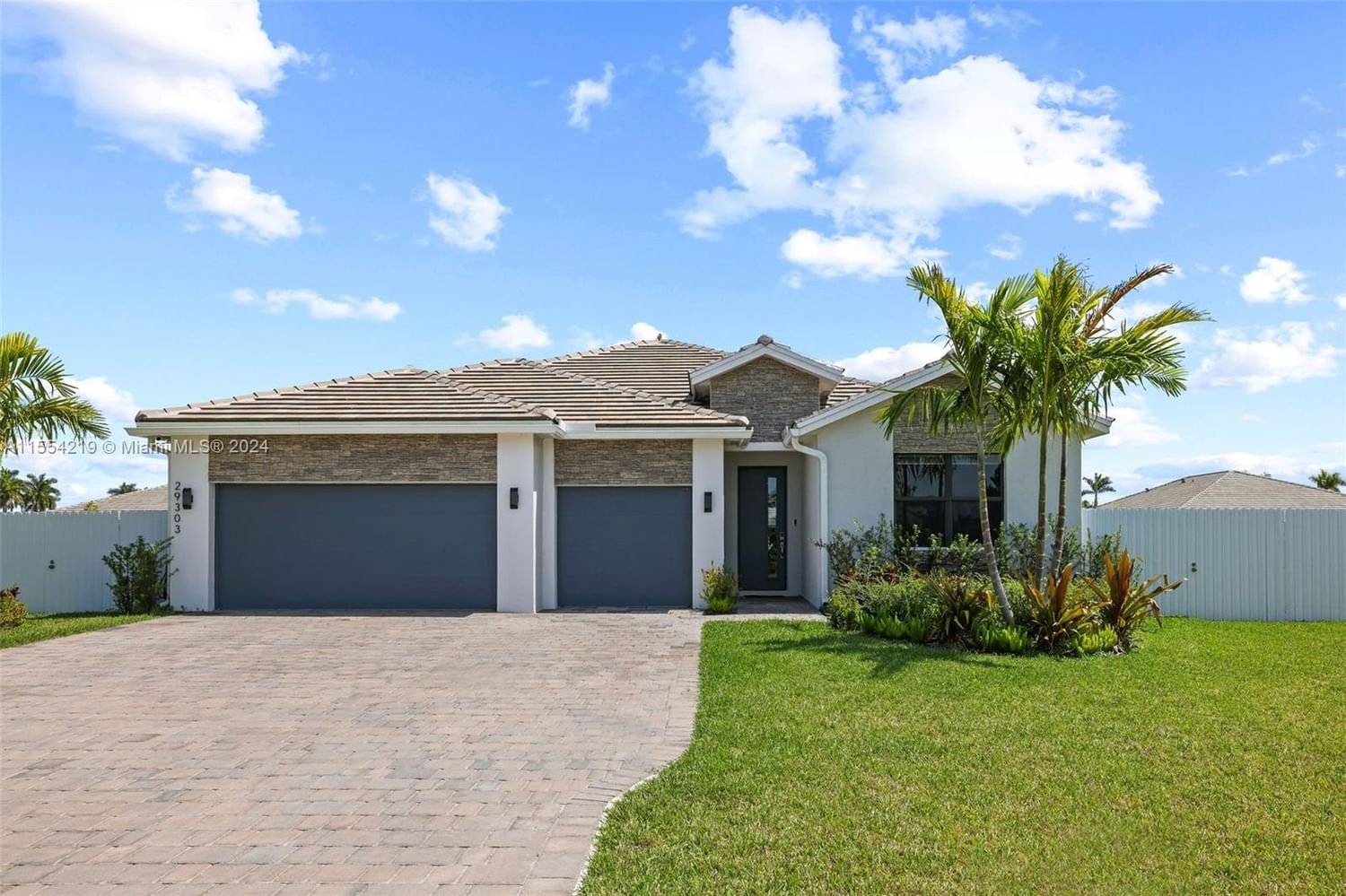 Real estate property located at 29303 179th Ave, Miami-Dade County, Krome Grove Estates, Homestead, FL