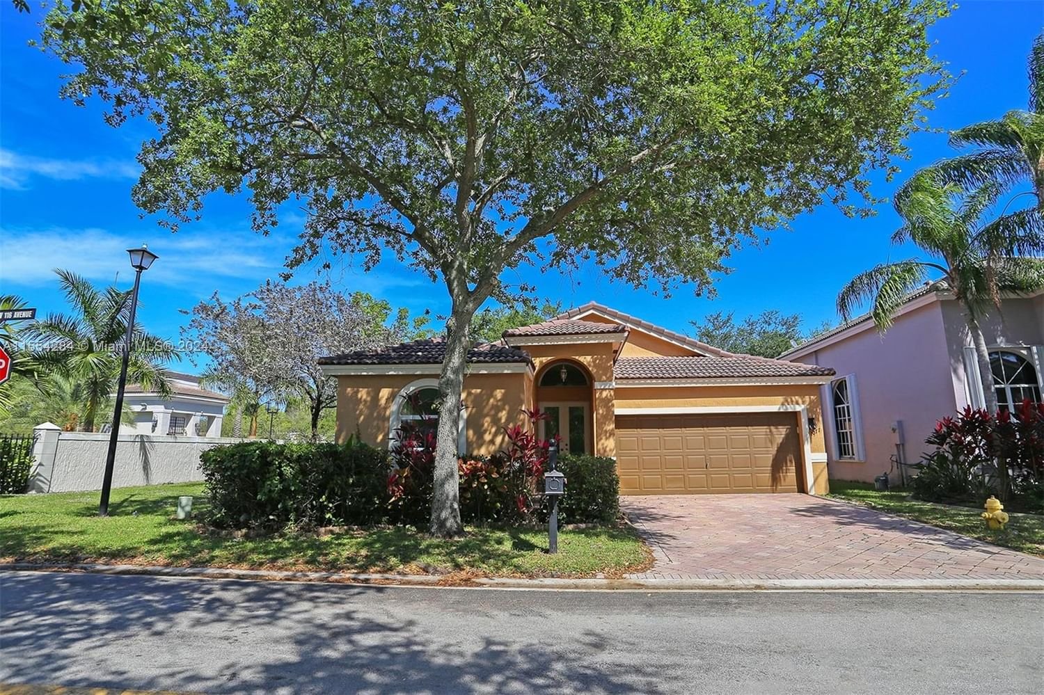 Real estate property located at 1077 116th Ave, Broward County, LAKEVIEW DRIVE SUBDIVISIO, Coral Springs, FL