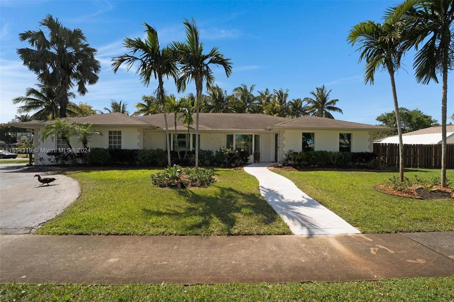 Real estate property located at 6505 20th Ct, Broward County, LAKEVIEW ESTATES SEC 2, Plantation, FL