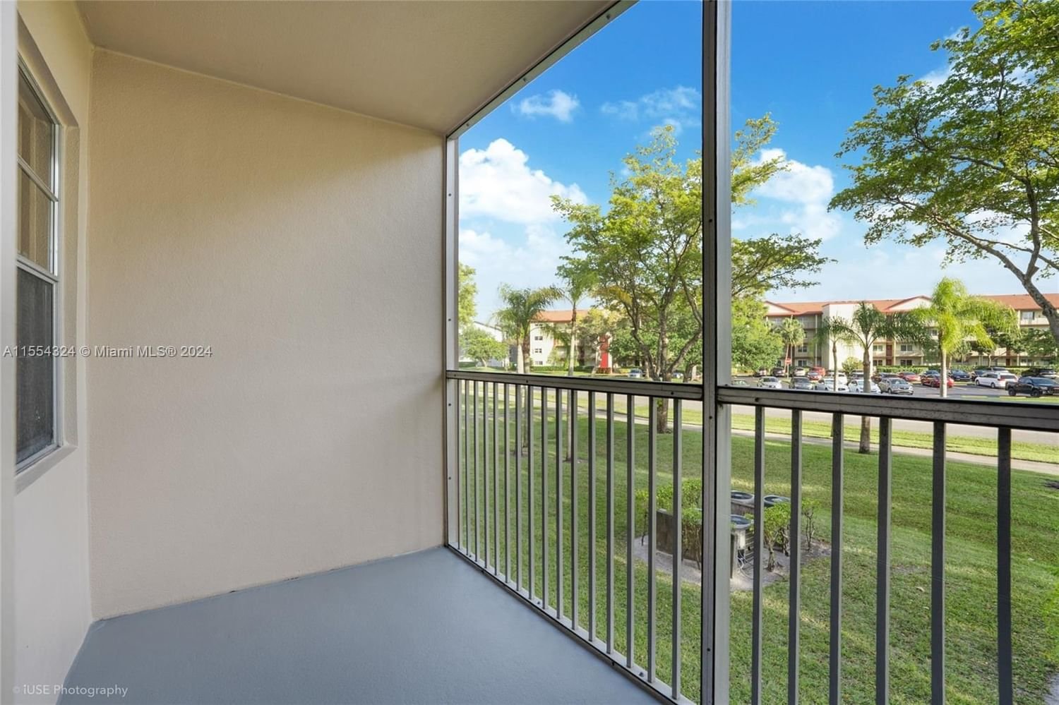 Real estate property located at 12850 4th Ct #203I, Broward County, CENTURY VILLAGE, Pembroke Pines, FL