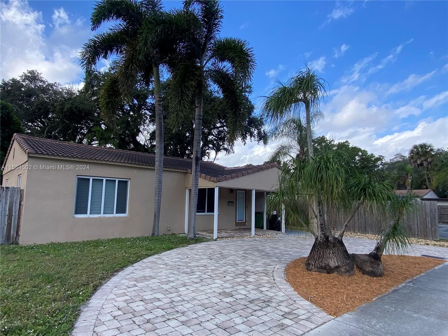 Real estate property located at 1811 9th Ave, Broward County, YELLOWSTONE PARK AMEN PLA, Fort Lauderdale, FL