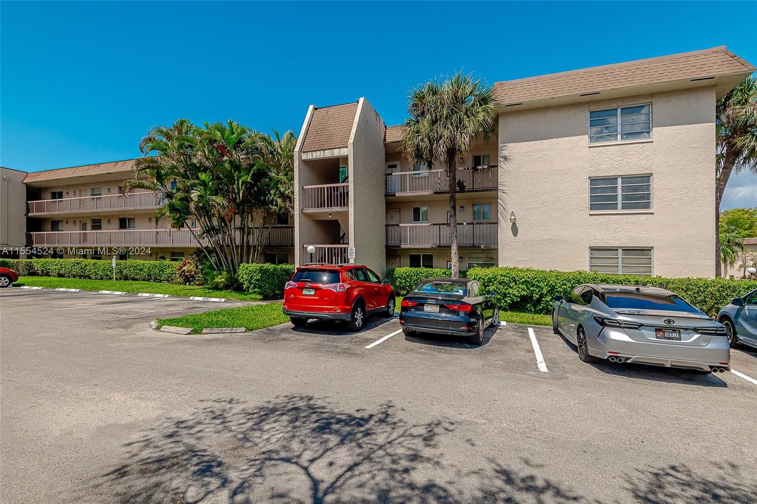 Real estate property located at 7480 17th St #209, Broward County, OMEGA CONDO NO 7, Plantation, FL