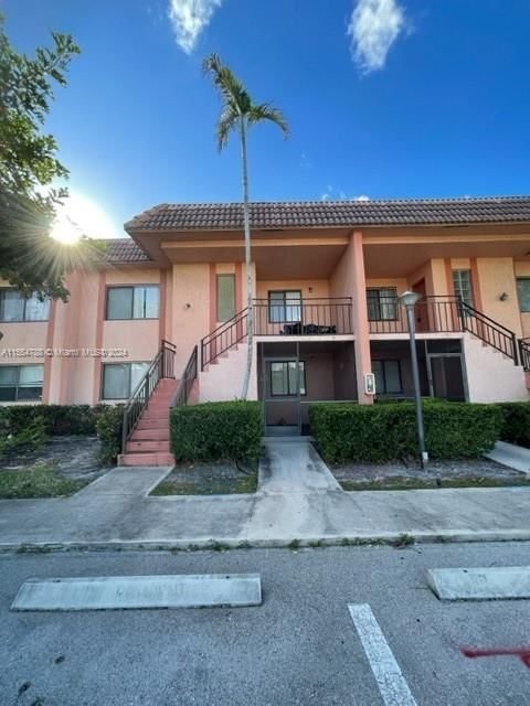 Real estate property located at 215 Lakeview Dr #204, Broward County, RACQUET CLUB 4 SOUTH, Weston, FL