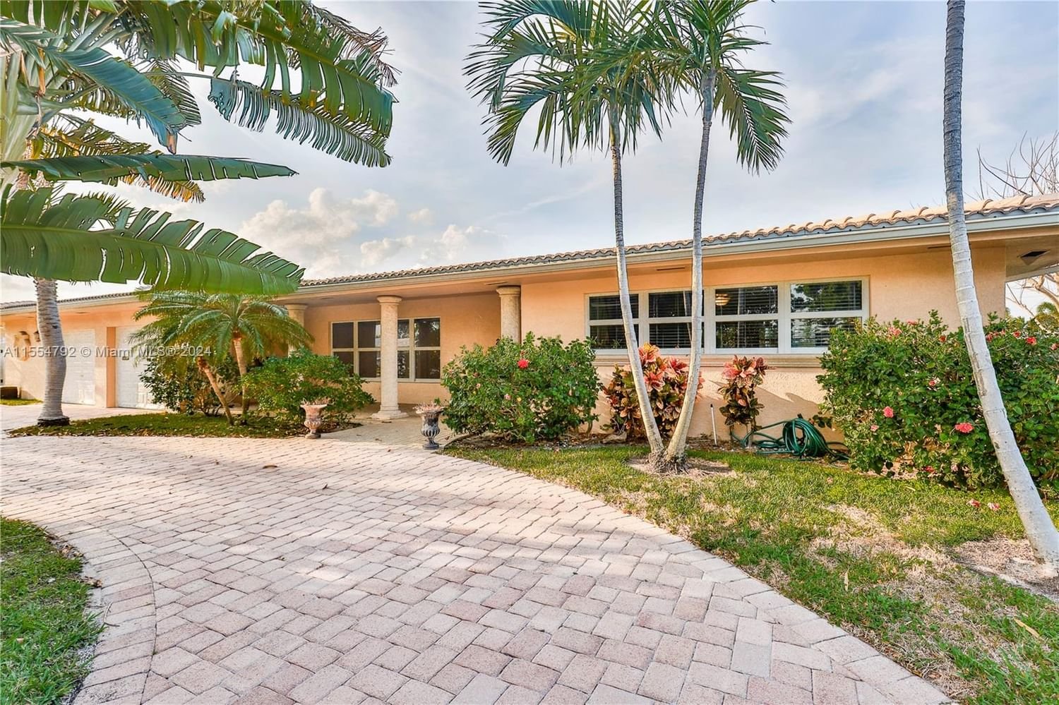 Real estate property located at 2121 29th St, Broward County, LIGHTHOUSE POINT ESTATES, Lighthouse Point, FL