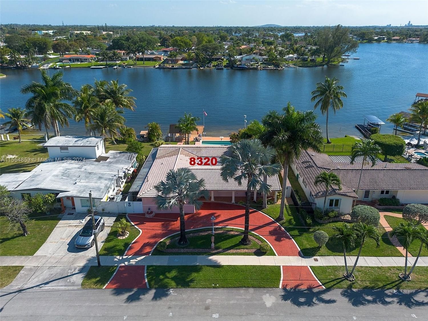 Real estate property located at 8320 185th St, Miami-Dade County, PALM SPRINGS NORTH SEC Q, Hialeah, FL