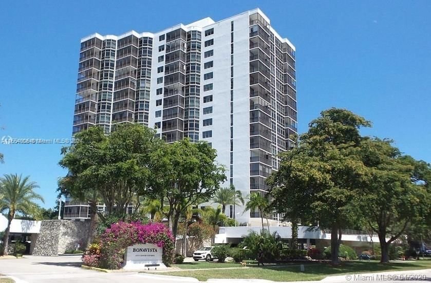 Real estate property located at 3375 Country Club Dr #407, Miami-Dade County, BONAVISTA CONDO, Aventura, FL