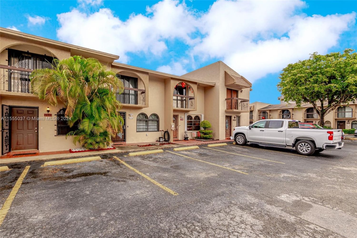 Real estate property located at 1044 79th St #46, Miami-Dade County, SEVILLA TERRACES CONDO PH, Hialeah, FL