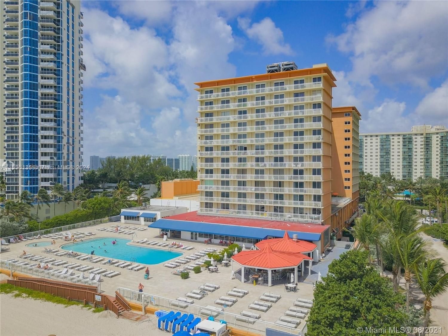Real estate property located at 19201 Collins Ave #242, Miami-Dade County, THE AVENTURA BEACH CLUB C, Sunny Isles Beach, FL