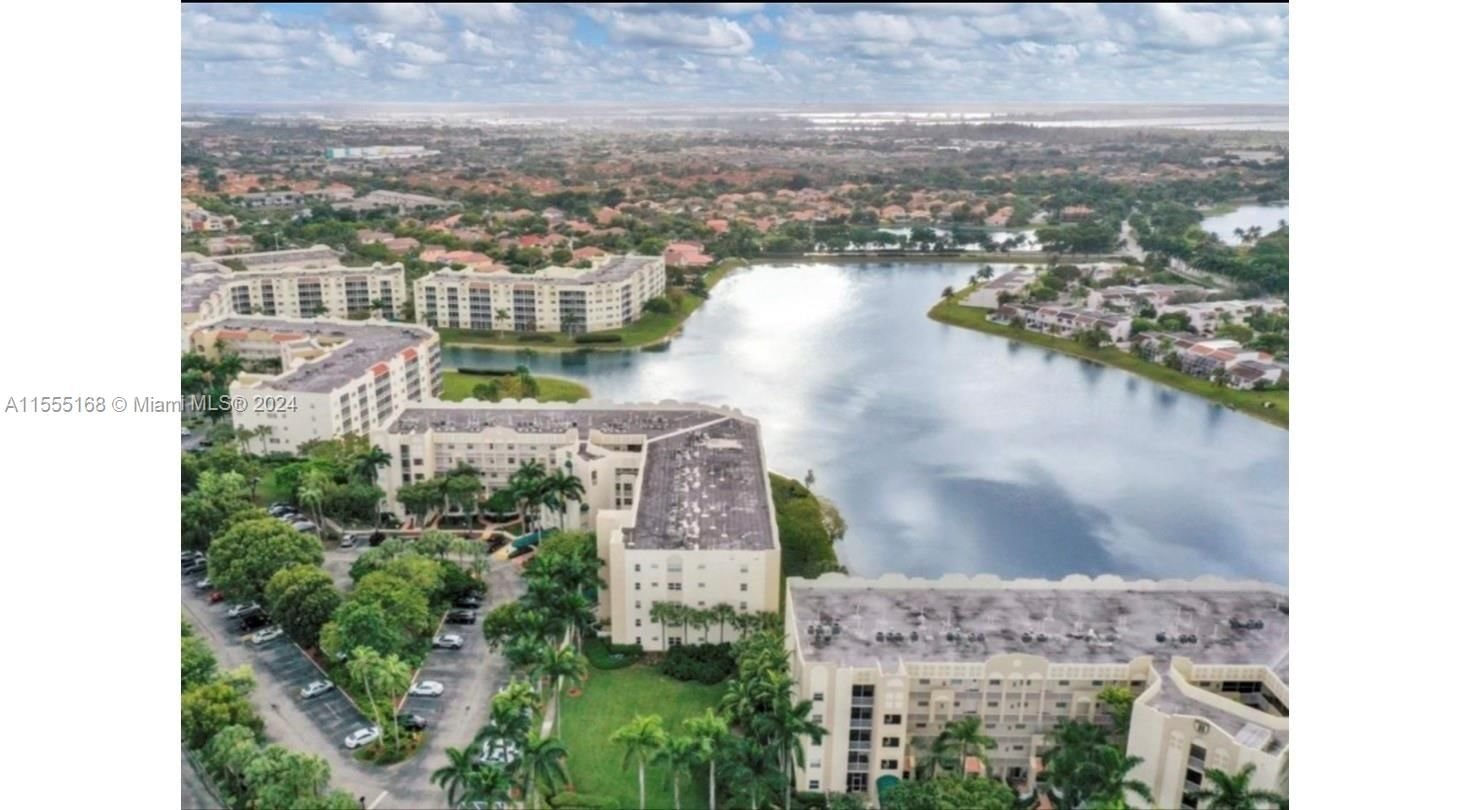 Real estate property located at 10720 66th St #306, Miami-Dade County, CAPTIVA CONDO D, Doral, FL