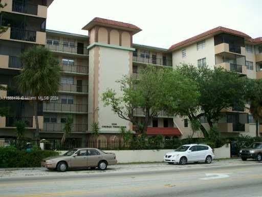 Real estate property located at 12590 16th Ave #302, Miami-Dade County, 12590 CORONADO TOWERS CON, North Miami, FL