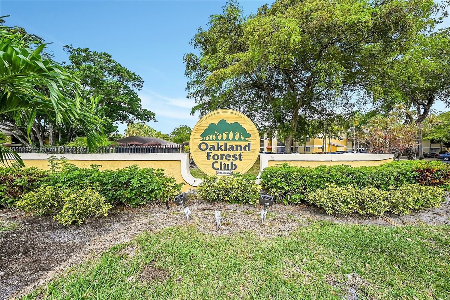 Real estate property located at 3083 Oakland Forest Dr #307, Broward County, OAKLAND FOREST CLUB CONDO, Oakland Park, FL