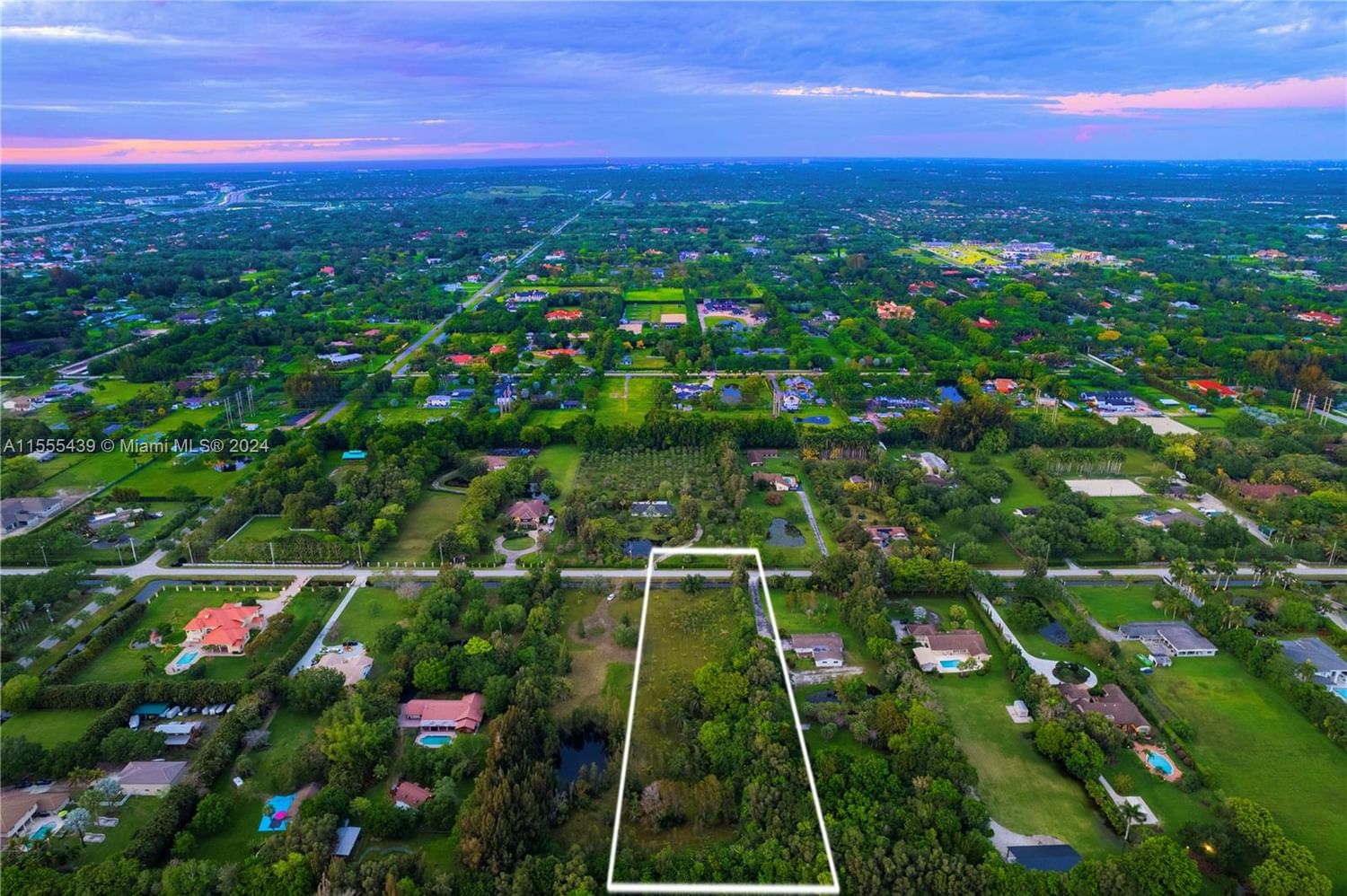 Real estate property located at 14010 Mustang Trl, Broward County, MIRZA ACRES, Southwest Ranches, FL