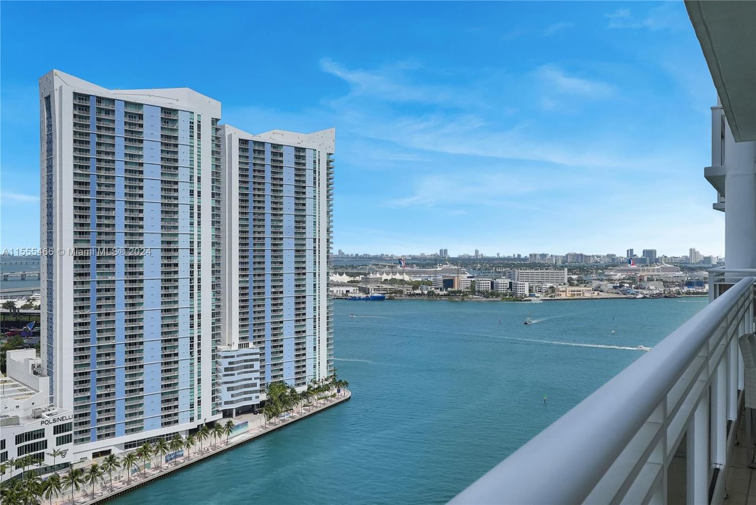 Real estate property located at 901 Brickell Key Blvd #2605, Miami-Dade County, CARBONELL CONDO, Miami, FL