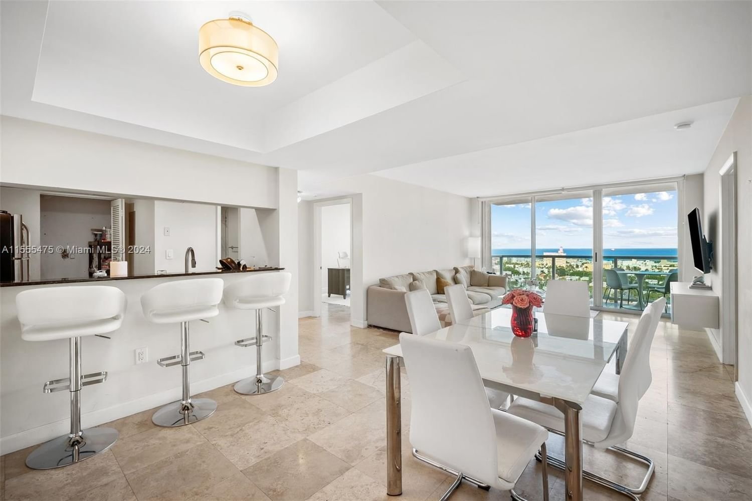 Real estate property located at 650 West Ave #2104, Miami-Dade County, THE FLORIDIAN CONDO, Miami Beach, FL