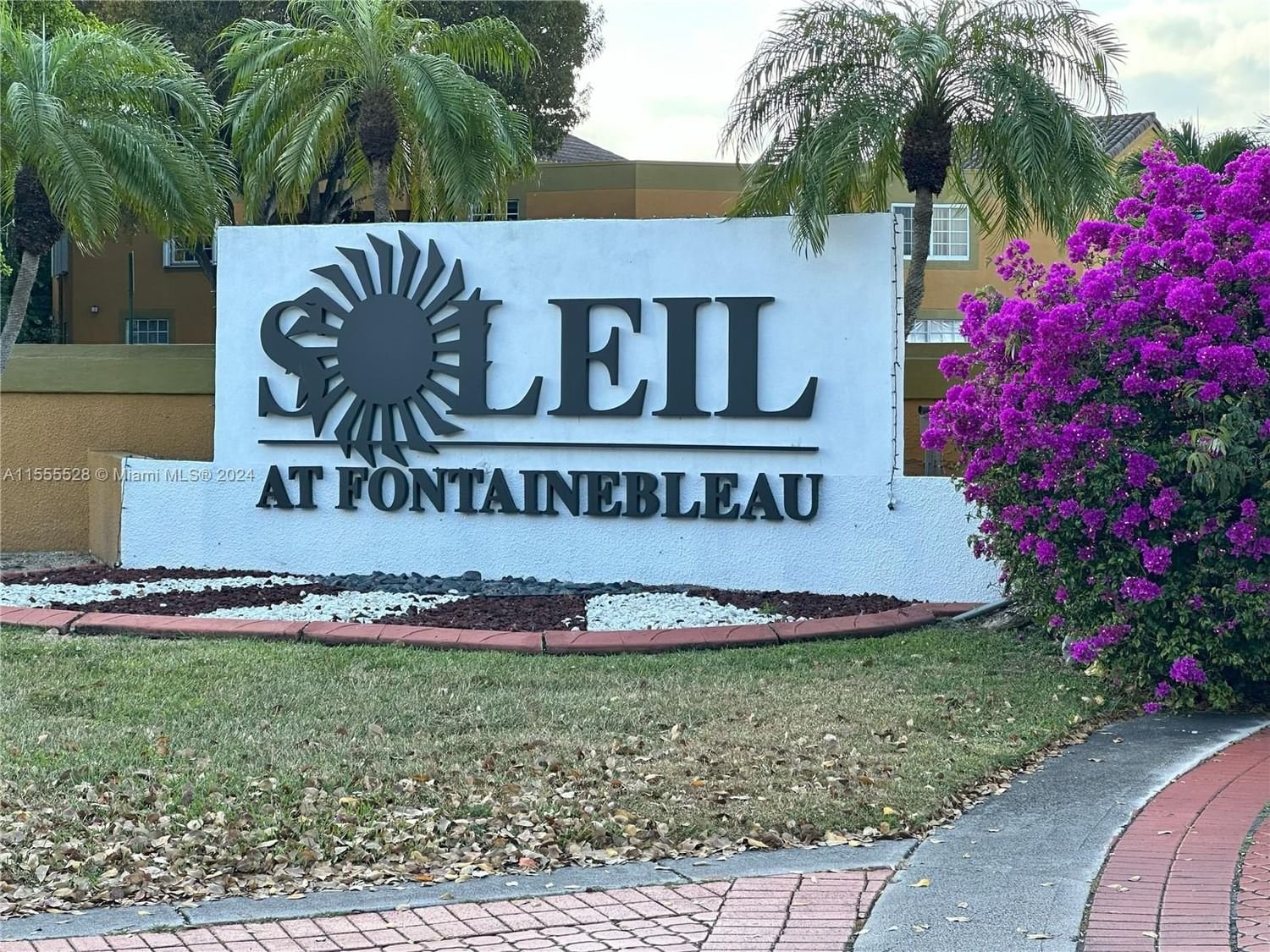 Real estate property located at 9715 Fontainebleau Blvd E307, Miami-Dade County, SOLEIL AT FONTAINEBLEAU C, Miami, FL