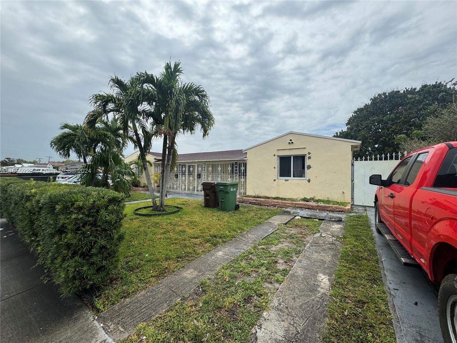 Real estate property located at 66 6th Ave, Miami-Dade County, ESSEX VILLAGE 4TH ADDN, Hialeah, FL