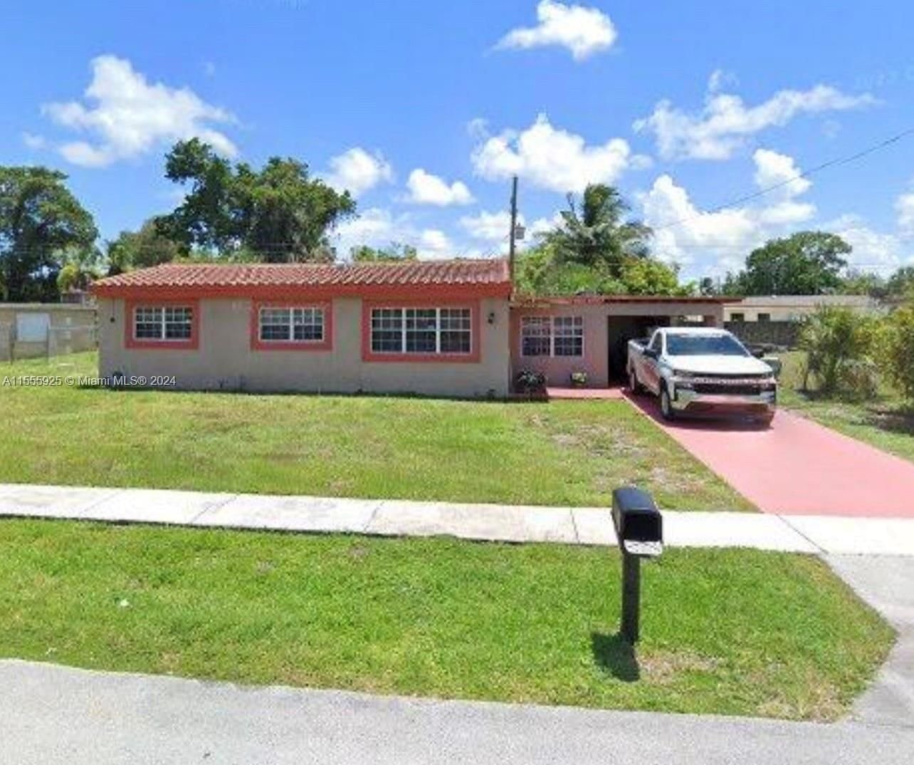 Real estate property located at 3760 3rd St, Broward County, BROWARD ESTATES SEC 2, Lauderhill, FL