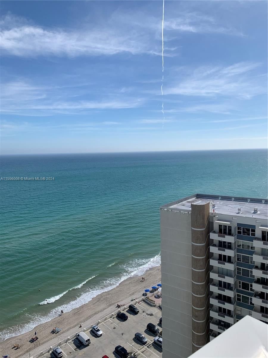 Real estate property located at 3140 Ocean Dr #2303, Broward County, PARKER TOWER CONDO, Hallandale Beach, FL