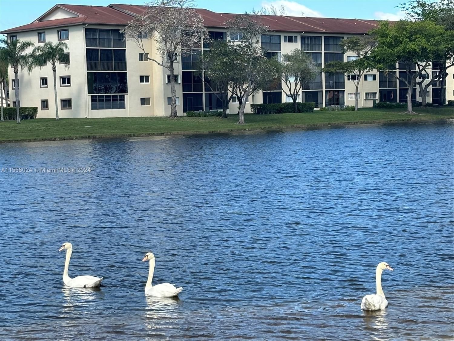 Real estate property located at 950 138th Ave #110B, Broward County, PLYMOUTH CENTURY VILLAGE, Pembroke Pines, FL