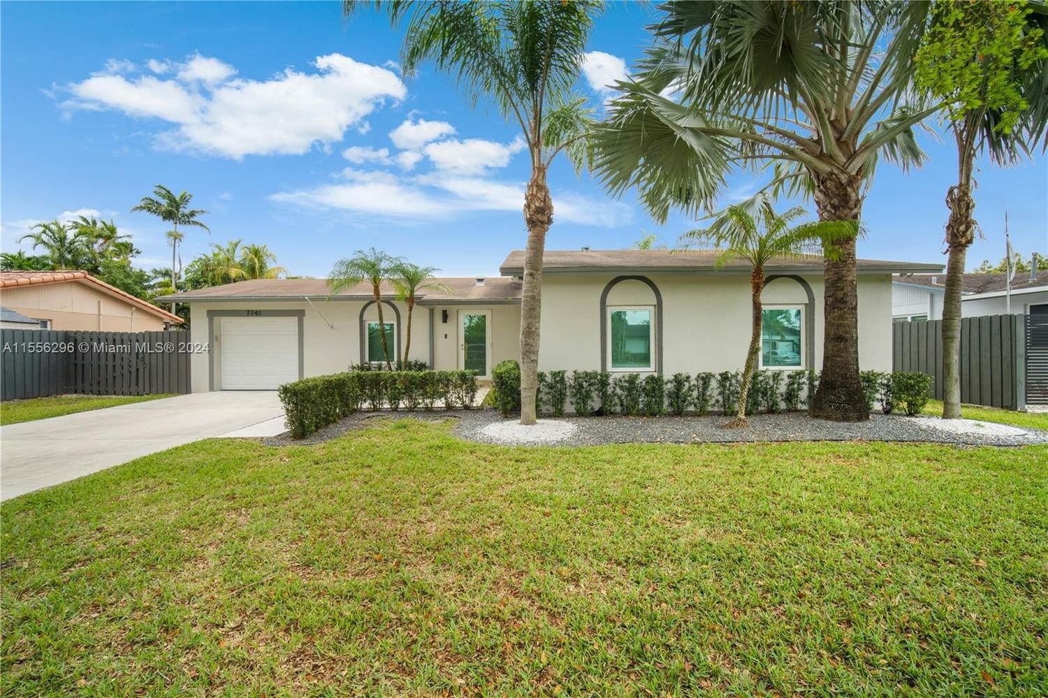 Real estate property located at 7741 127th Dr, Miami-Dade County, WINSTON PARK UNIT TWO, Miami, FL